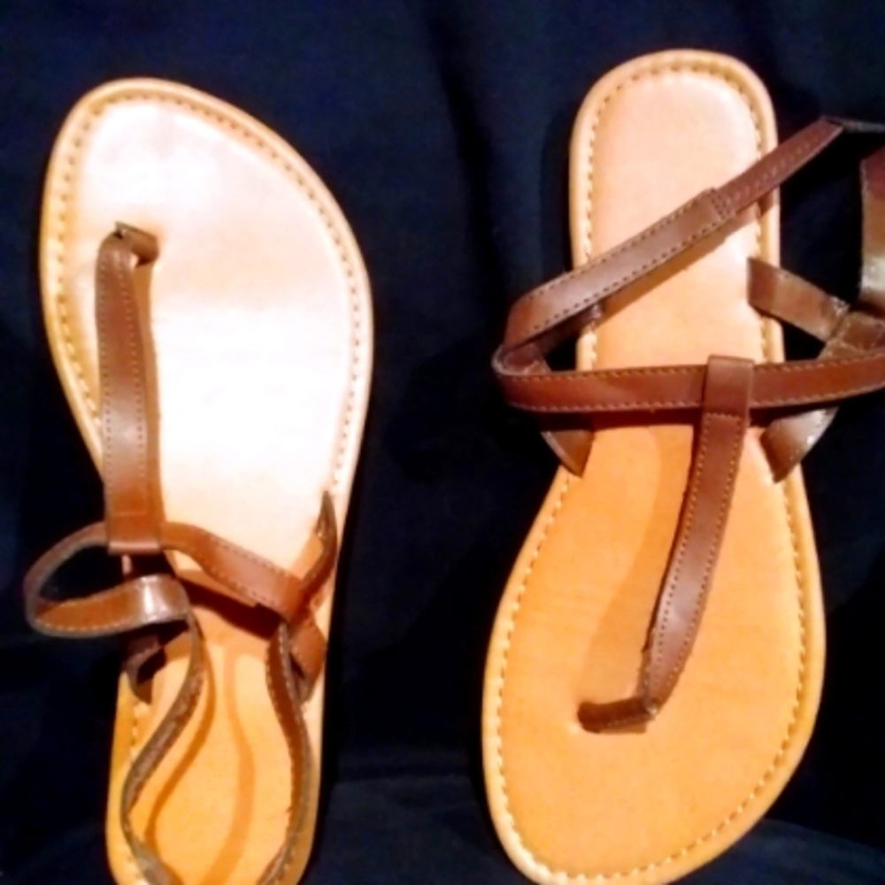 Time and Tru sandals size 7